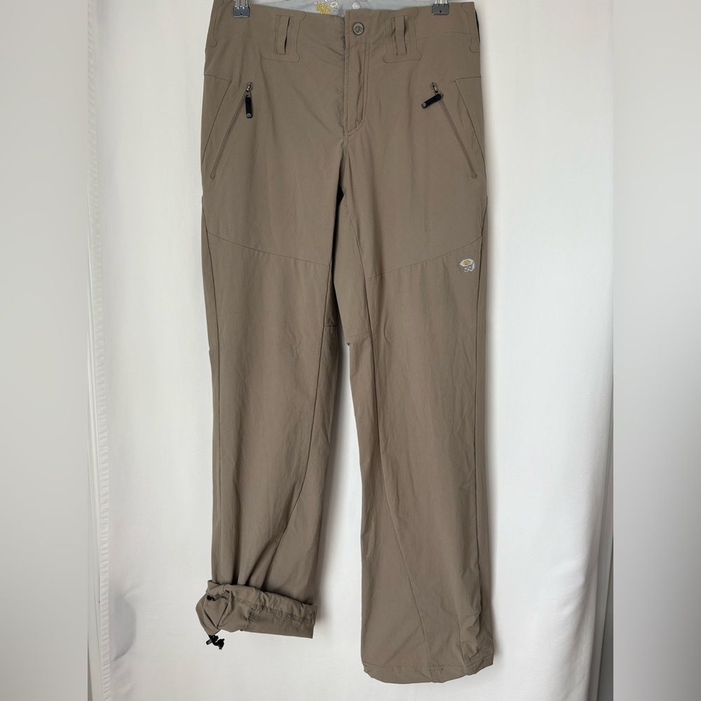 Mountain Hardwear Women’s 8 Hiking Pants in Taupe